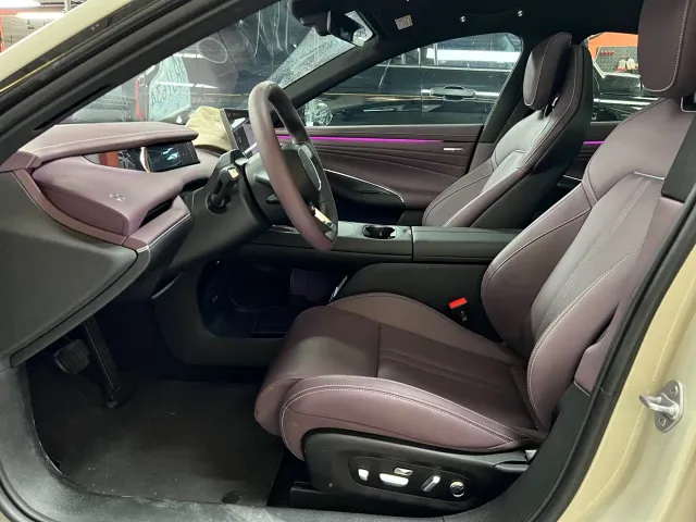 Xiaomi SU7 — Фото автомобиля 4