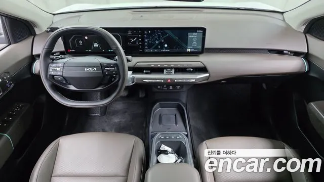 Kia EV4 — Фото автомобиля 7