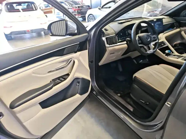 BYD Song PLUS — Фото автомобиля 15