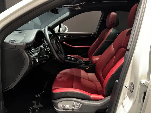 Porsche Macan — Фото автомобиля 9