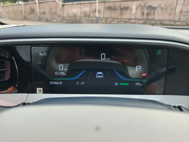 Geely Starry Wish — Фото автомобиля 13