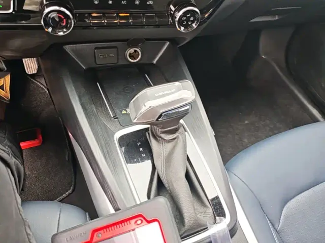 Chevrolet Monza — Фото автомобиля 13