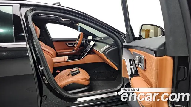 Mercedes-Benz S-Class — Фото автомобиля 26