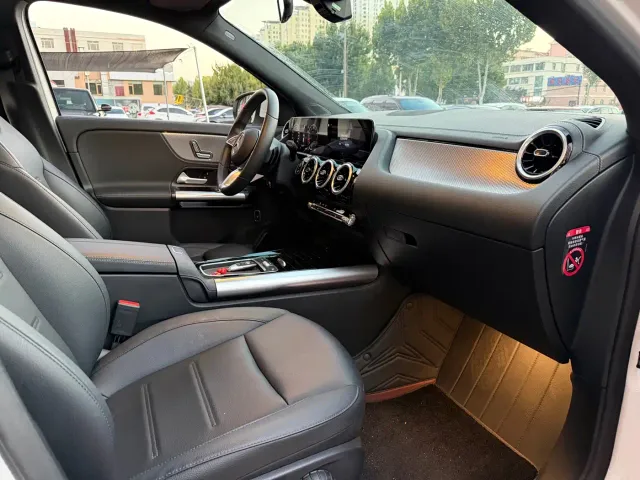 Mercedes-Benz GLA-Class — Фото автомобиля 14