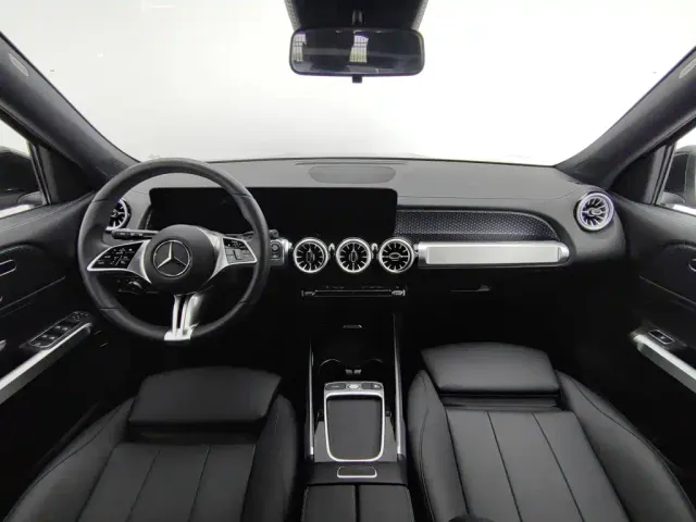 Mercedes-Benz GLB-Class — Фото автомобиля 5