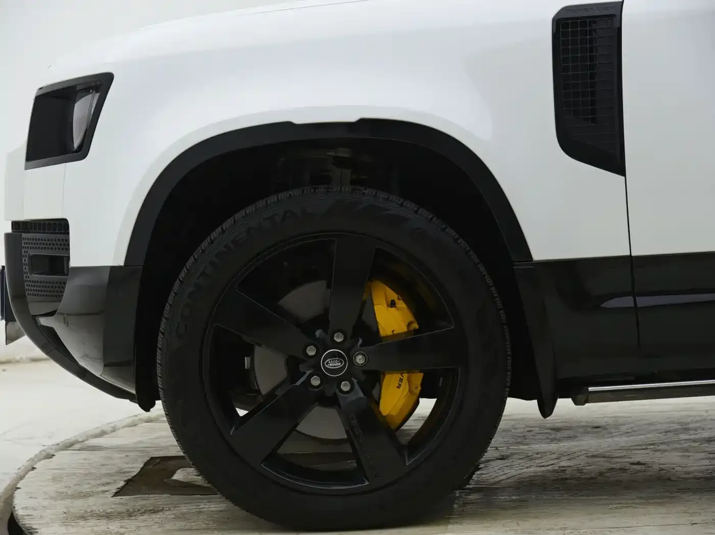 Land Rover Land Rover Defender 2024 110 3.0T P400 X-DYNAMIC HSE — Фото автомобиля 20