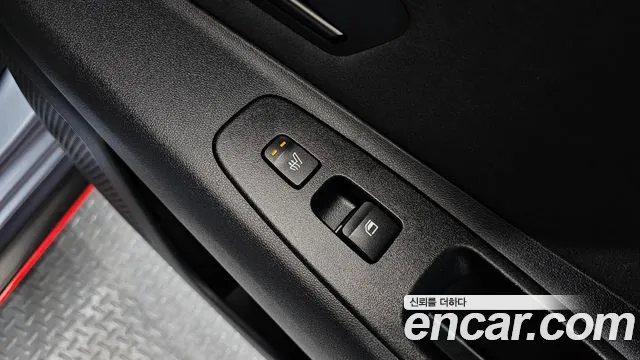 Hyundai AVANTE — Фото автомобиля 19