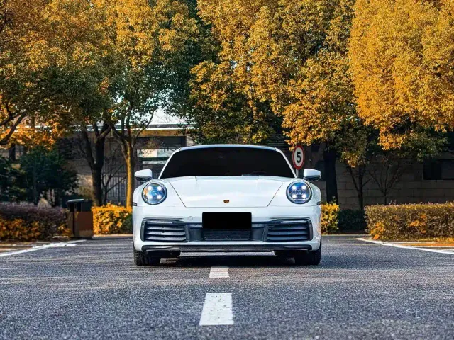 Porsche 911 — Фото автомобиля 2