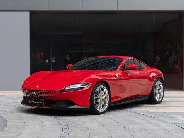 Фотография автомобиля — Ferrari Roma