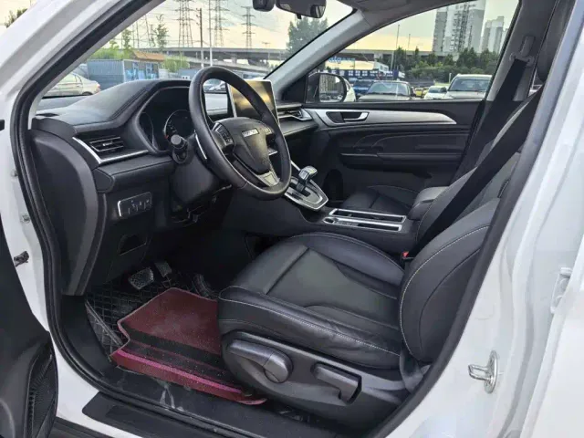 Haval M6 — Фото автомобиля 4