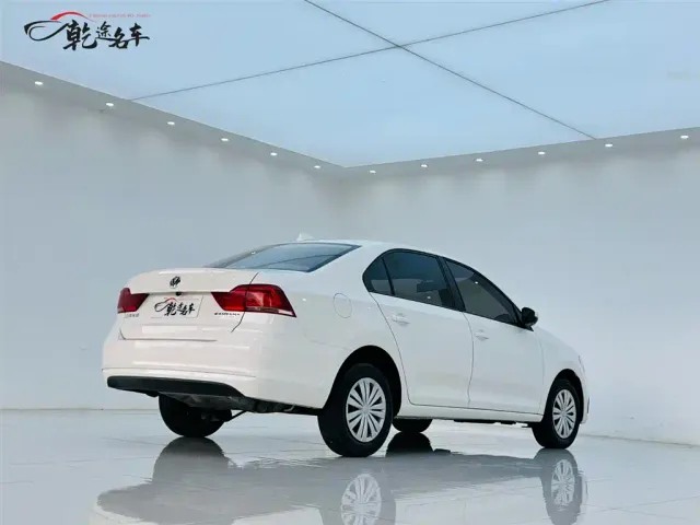 Volkswagen Santana — Фото автомобиля 7