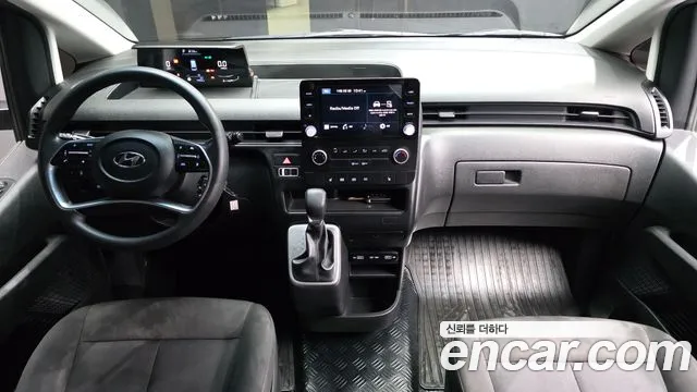 Hyundai Staria — Фото автомобиля 10