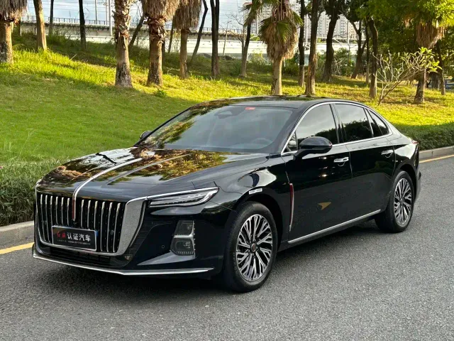 Фотография автомобиля — Hongqi H5