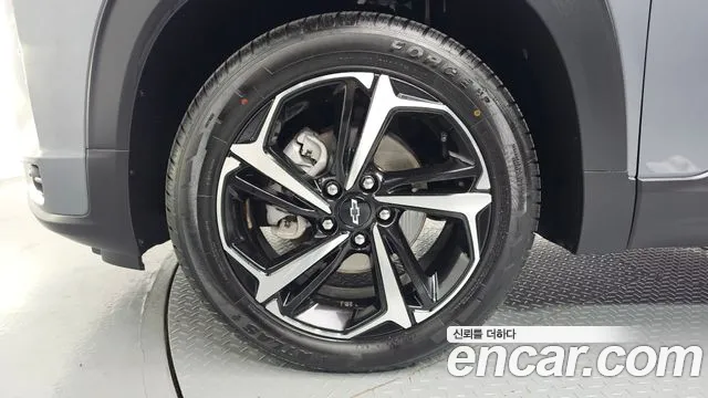 Chevrolet Trailblazer — Фото автомобиля 5