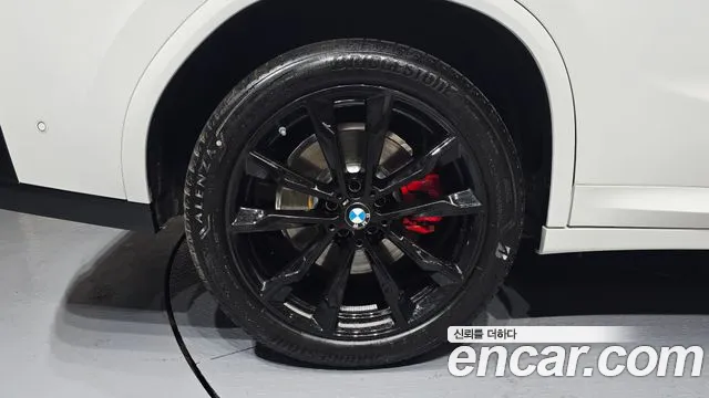 BMW X4 xDrive20i M Sport Pro Special Edition — Фото автомобиля 4