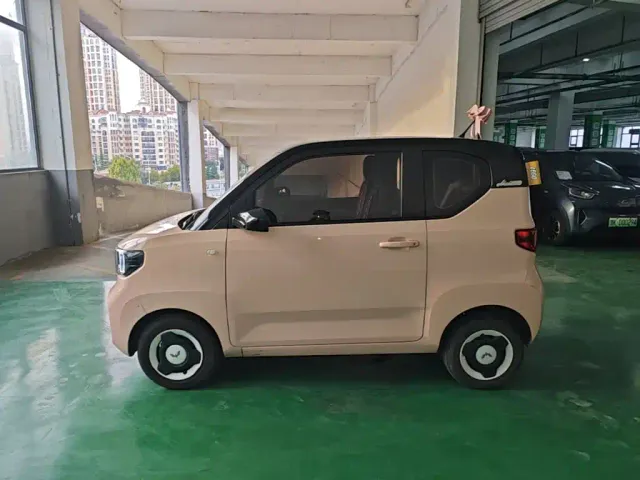Wuling Hongguang Mini EV — Фото автомобиля 26