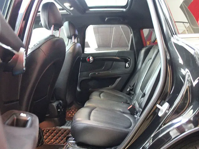 MINI MINI COUNTRYMAN 2023 2.0T COOPER S ALL4 Blank Space Special Edition — Фото автомобиля 8