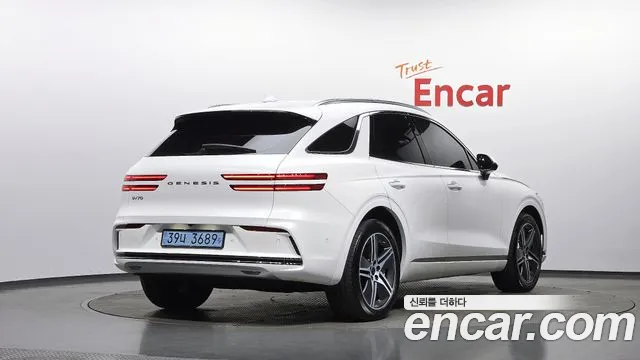 Genesis GV70 Electrified — Фото автомобиля 2