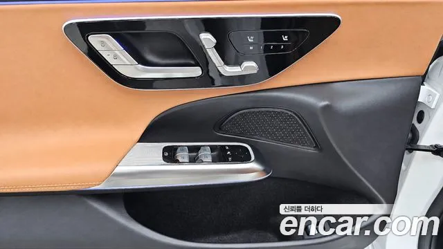 Mercedes-Benz E-Class — Фото автомобиля 13