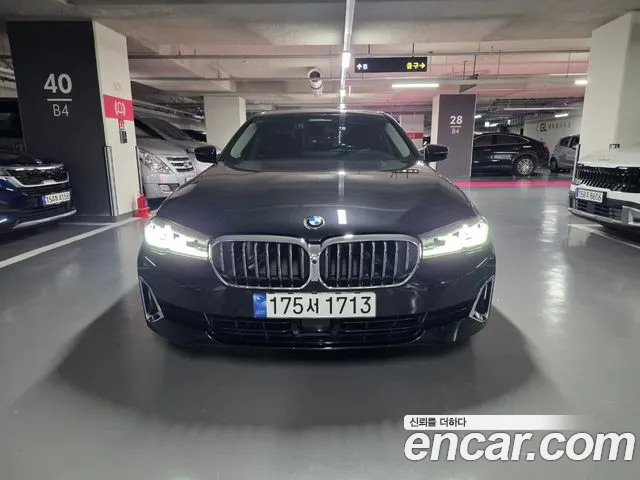 Фотография автомобиля — BMW 5 Series G30