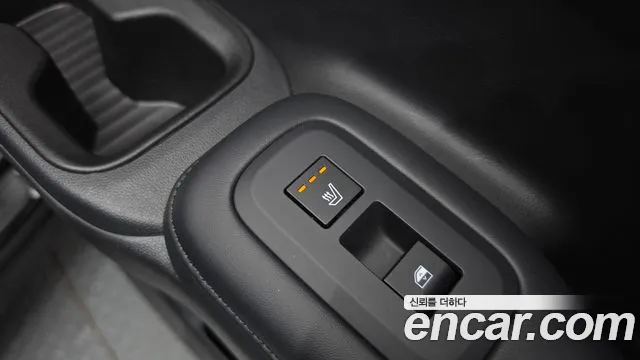 Hyundai Santafe Santa Fe (MX5) Бензин 2.5T 2WD — Фото автомобиля 28