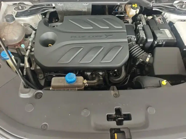 Changan CS75 Plus — Фото автомобиля 19