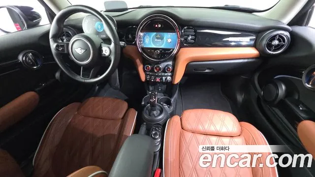 Mini Cooper — Фото автомобиля 7