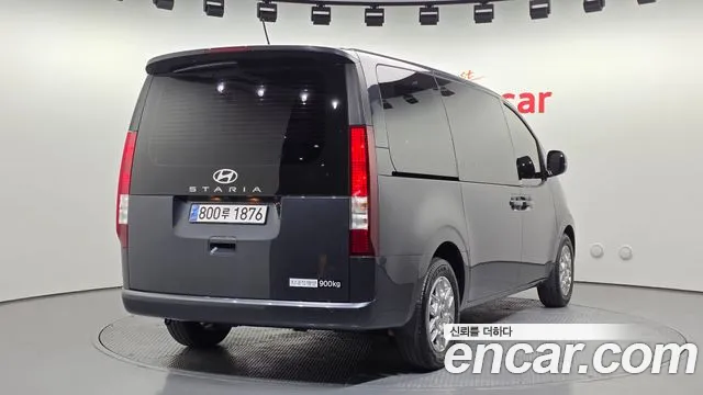 Hyundai Staria — Фото автомобиля 2
