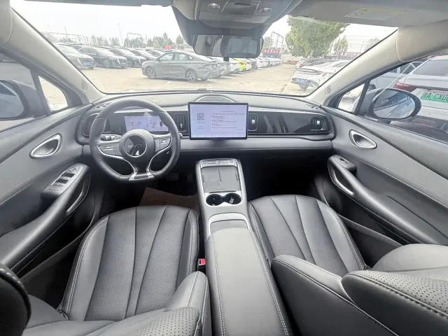 BYD Sealion 05 EV — Фото автомобиля 9