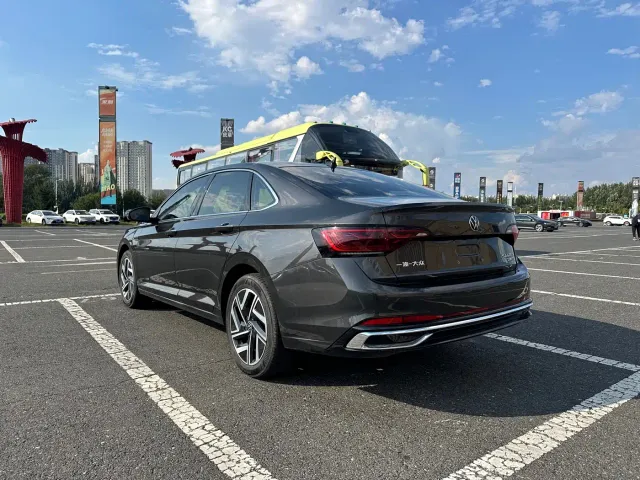 Volkswagen Sagitar — Фото автомобиля 8