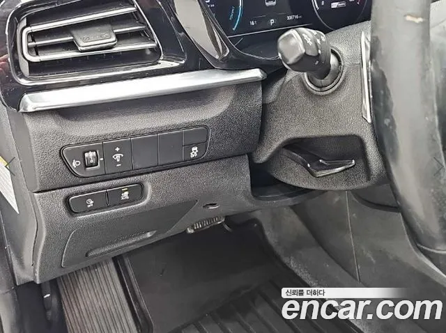 Kia Niro — Фото автомобиля 17
