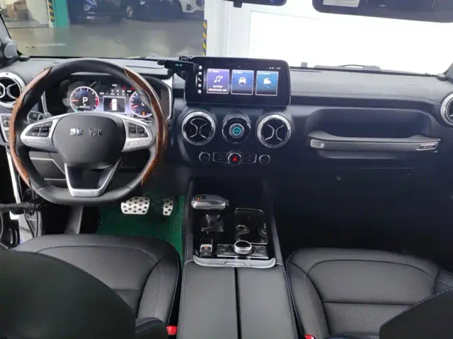 BAIC BJ40 — Фото автомобиля 12