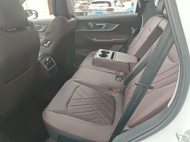 Chery Tiggo 8 PRO — Фото автомобиля 16