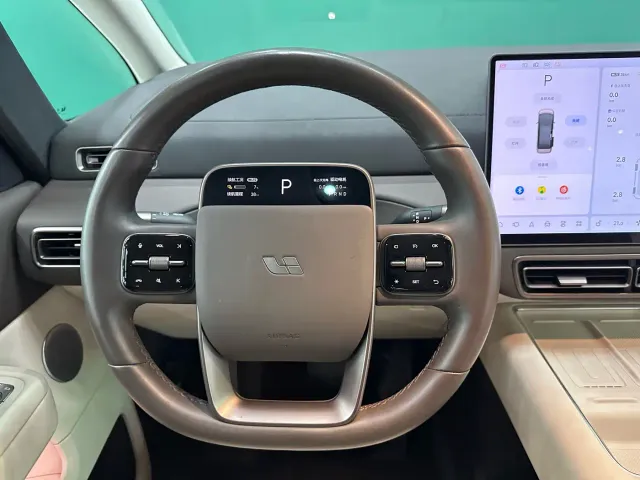 Li Auto MEGA — Фото автомобиля 7
