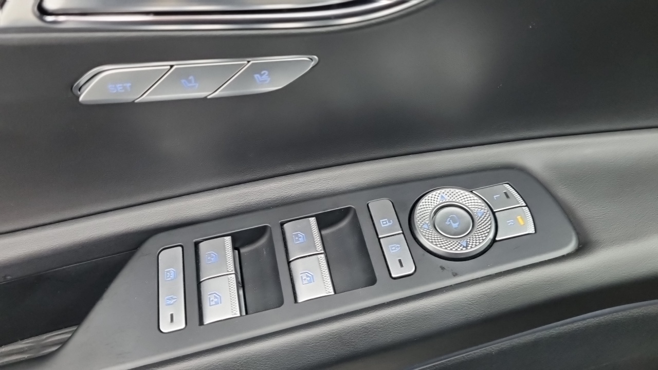 Genesis GV80 — Фото автомобиля 17