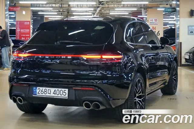 Porsche Macan — Фото автомобиля 3