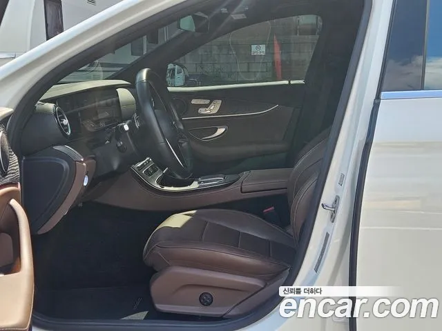 Mercedes-Benz E-Class W213 — Фото автомобиля 10