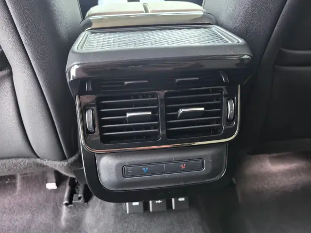 Land Rover Range Rover Evoque — Фото автомобиля 15