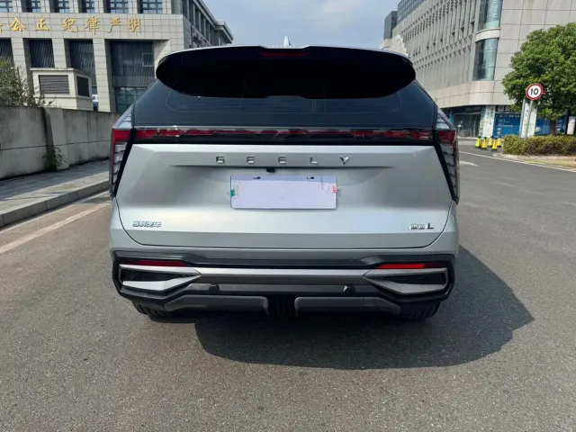 Geely Boyue L — Фото автомобиля 6