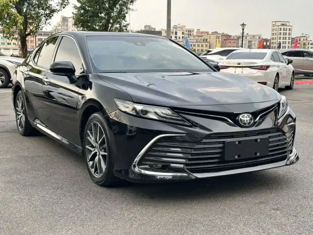 Toyota Camry 2021 2.5G Luxury Edition — Фото автомобиля 2