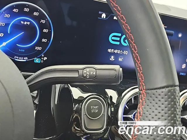 Mercedes-Benz EQA — Фото автомобиля 8
