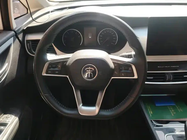 BYD Song MAX — Фото автомобиля 15