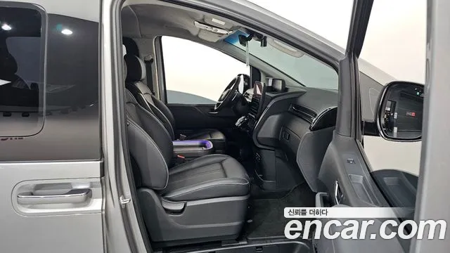 Hyundai Staria Staria Lounge 9 мест — Фото автомобиля 24