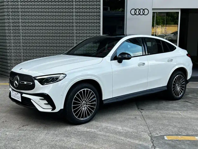 Фотография автомобиля — Mercedes-Benz GLC Coupe