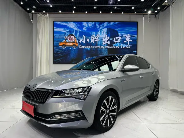 Фотография автомобиля — Skoda Superb