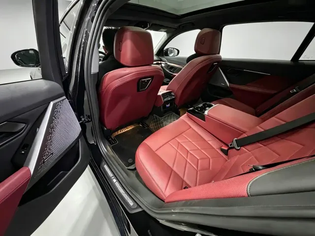 BMW 5 Series — Фото автомобиля 7