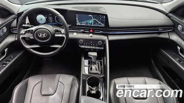 Hyundai Avante CN7 — Фото автомобиля 10
