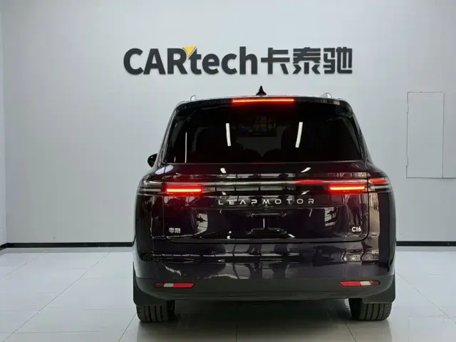 Leapmotor C16 — Фото автомобиля 5