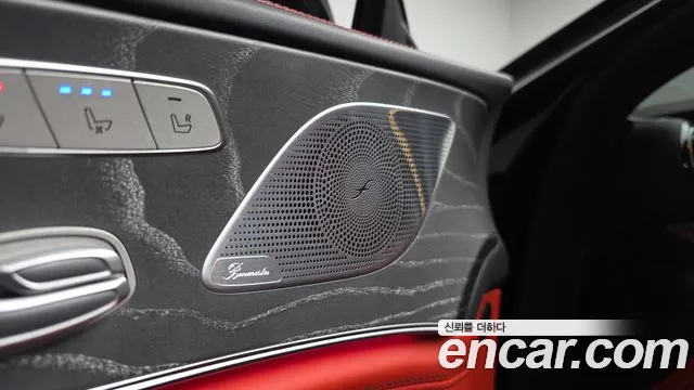 Mercedes-Benz AMG GT 4 двери 43 4MATIC+ — Фото автомобиля 13