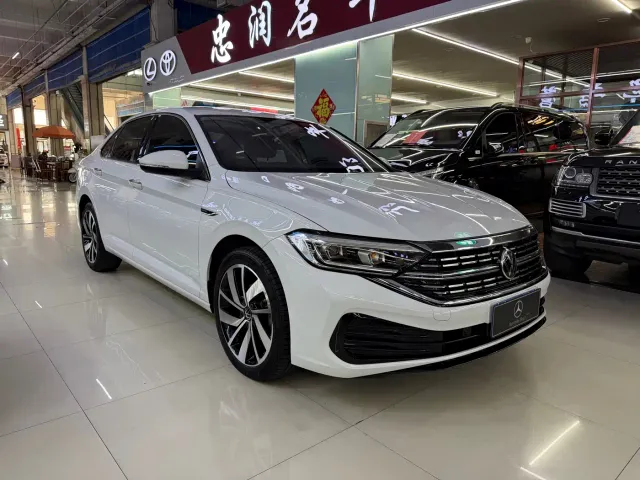 Volkswagen Sagitar — Фото автомобиля 3